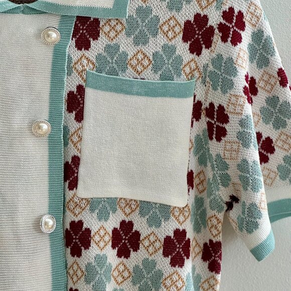 SHEIN Women's Geo Pattern Patch Pocket Button Front Knit Cropped Polo Top S NWOT - Picture 4 of 7